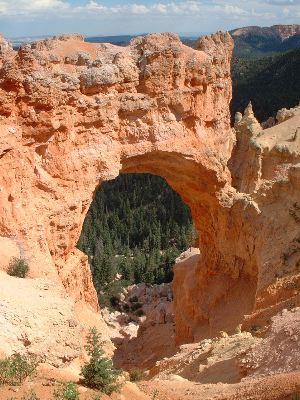 Natural bridge at Bryce Canyon